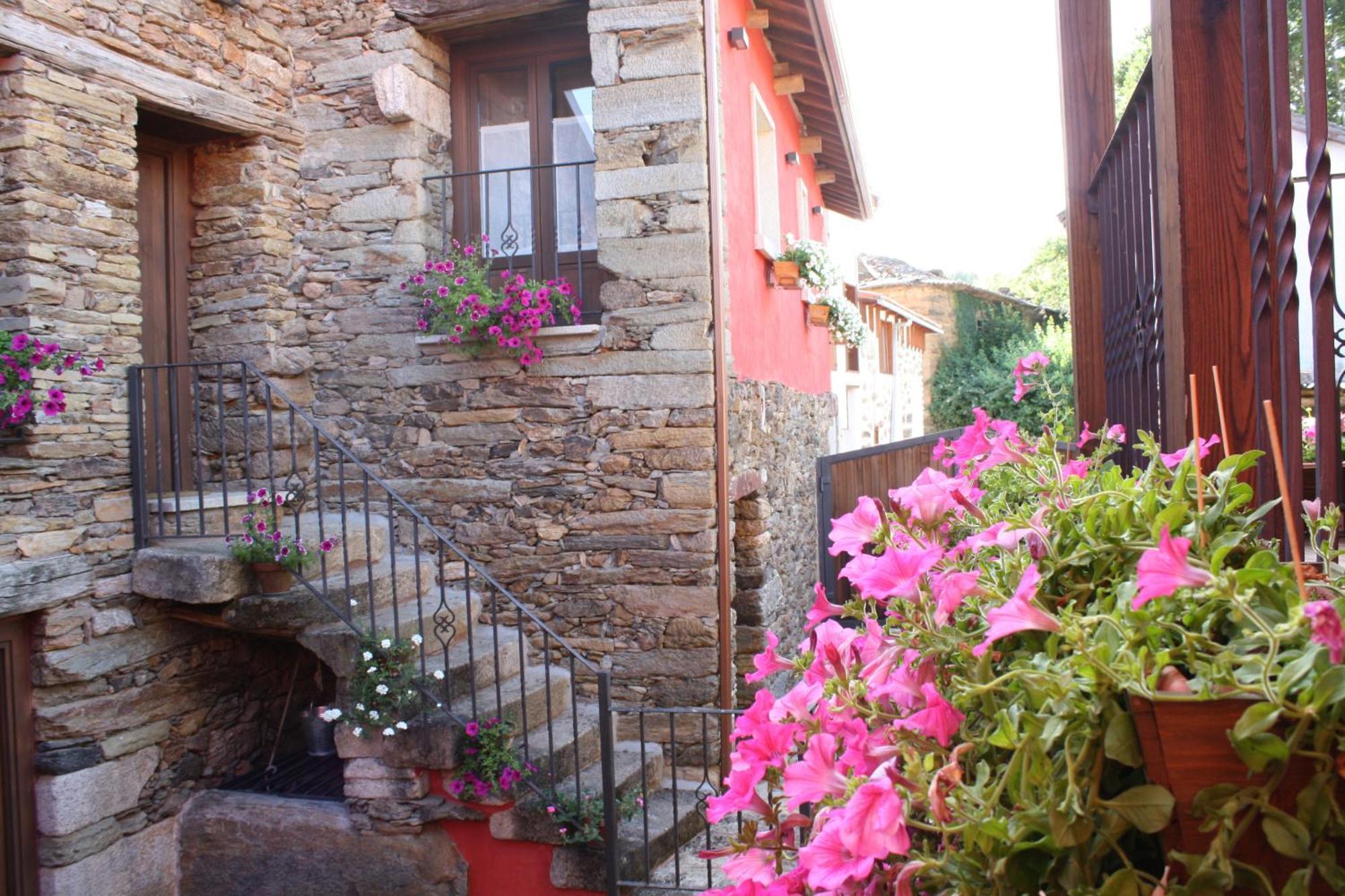 Aldea Rural A Cortina Vendégház Pepín Kültér fotó